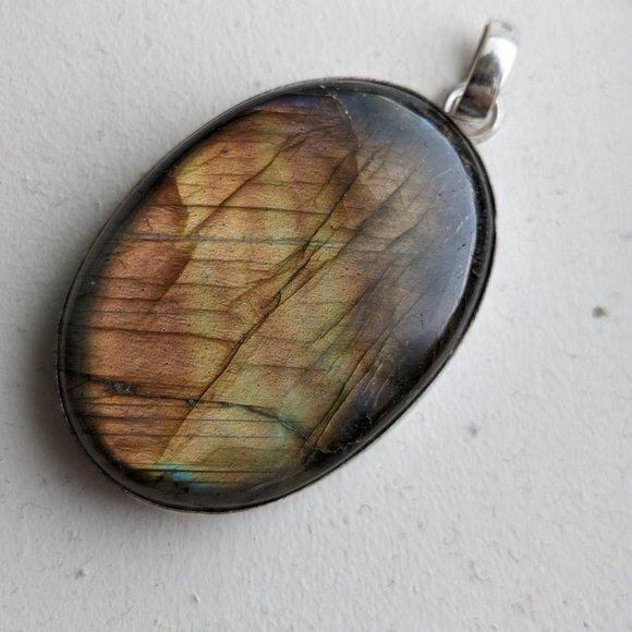 Gold Labradorite - Picture 1 of 2